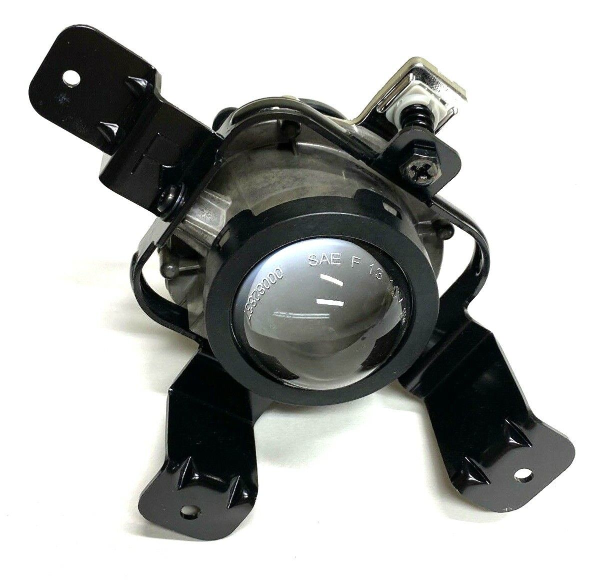 New OEM GM Chevy Spark Fog Light Lamp Passenger Side *DAMAGED* 2013-15 95987121