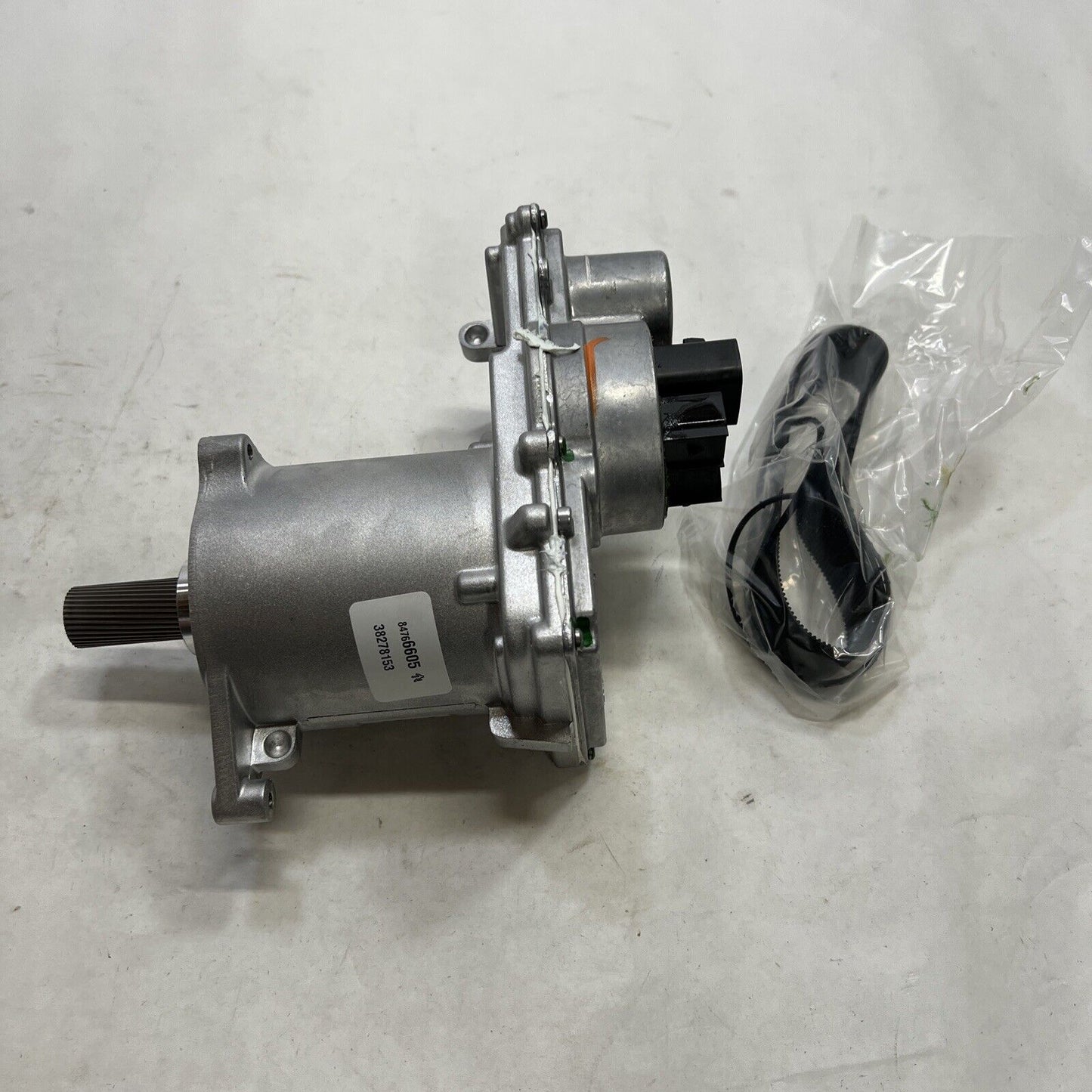 New OEM GM Chevy Blazer Cadillac XT5 Power Steering Assist Motor 19-21 84878465