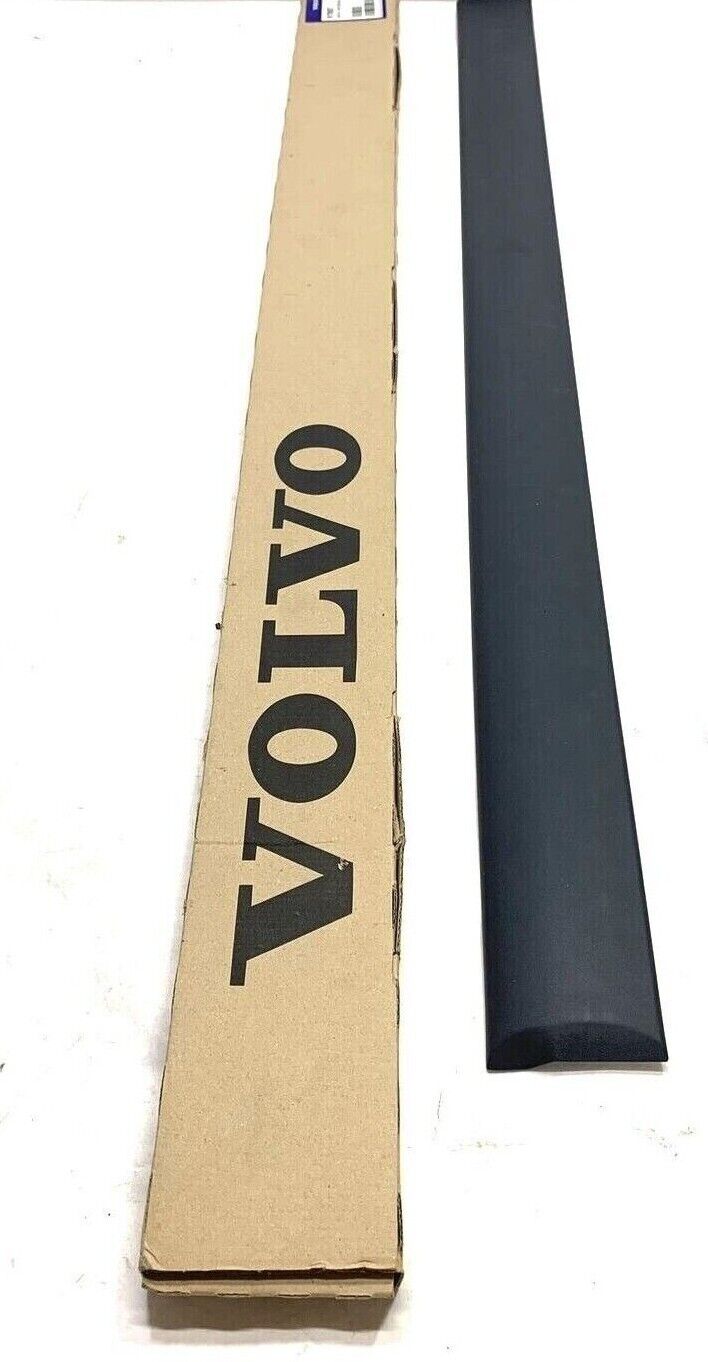New OEM Genuine Volvo V70 Body Side Molding 9178507