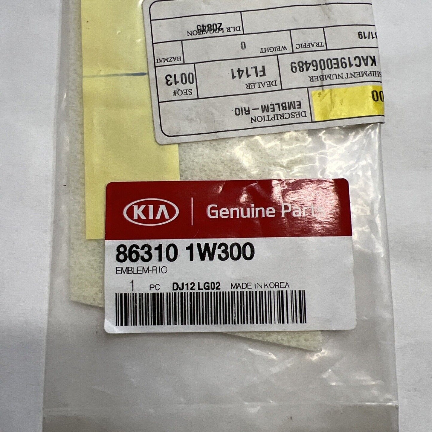 New OEM Genuine Kia Rio 2012-2017 Emblem Nameplate 863101W300