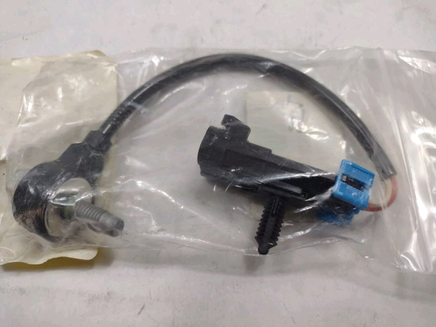 GENUINE OEM NEW Ignition Knock (Detonation) Sensor 12621820