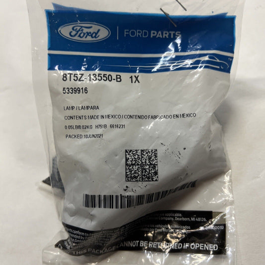 New OEM Genuine Ford Flex 2006-2019 License Lamp 8T5Z13550B