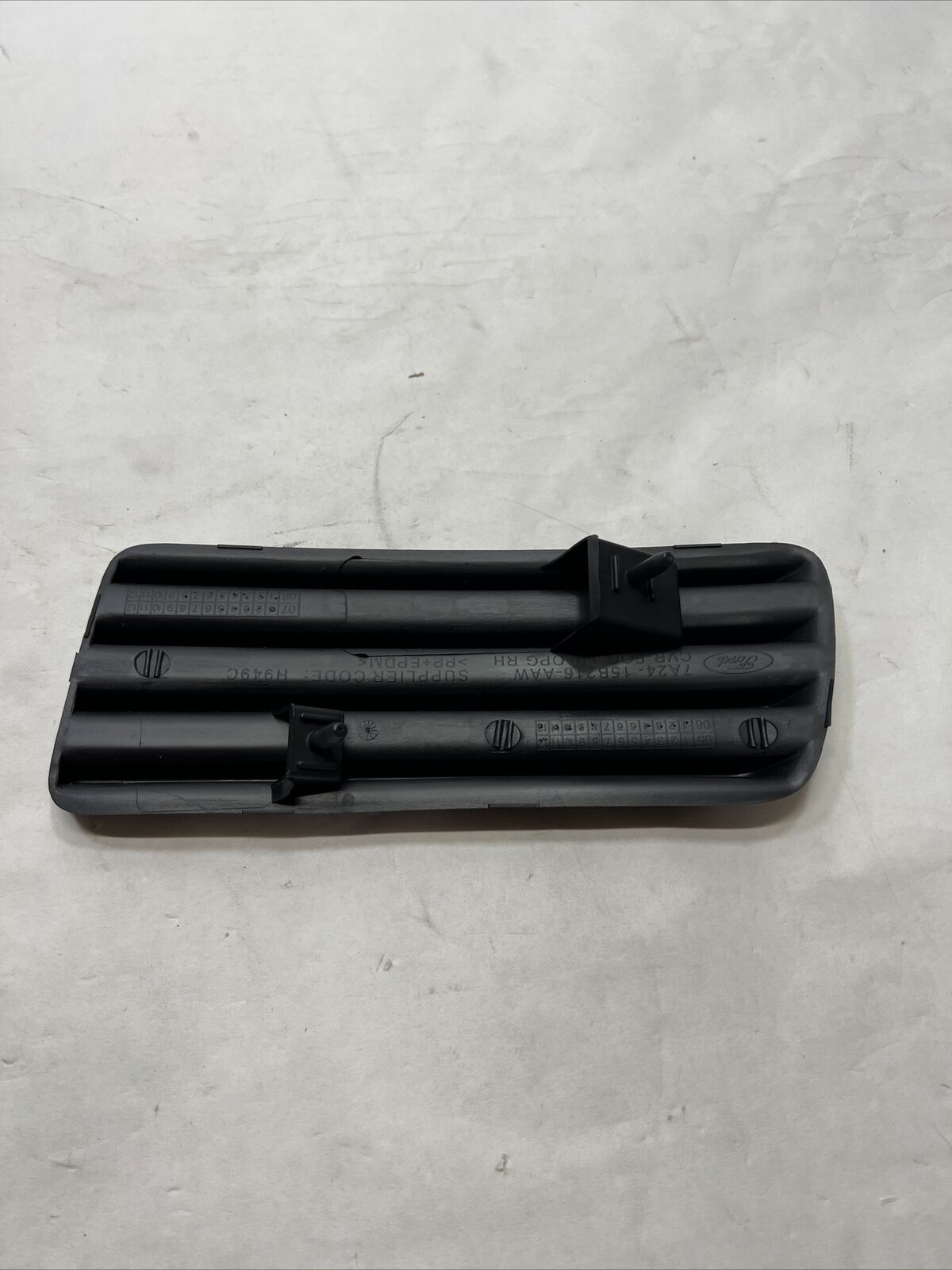 New OEM Genuine Ford 2007-2010 Right Passenger Side Support Cover 7A2Z17E810AA