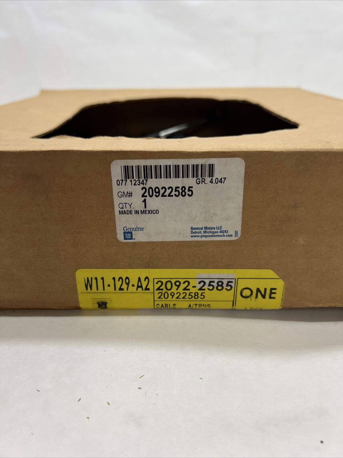 New OEM GM Transmission Shift Cable Automatic 20922585