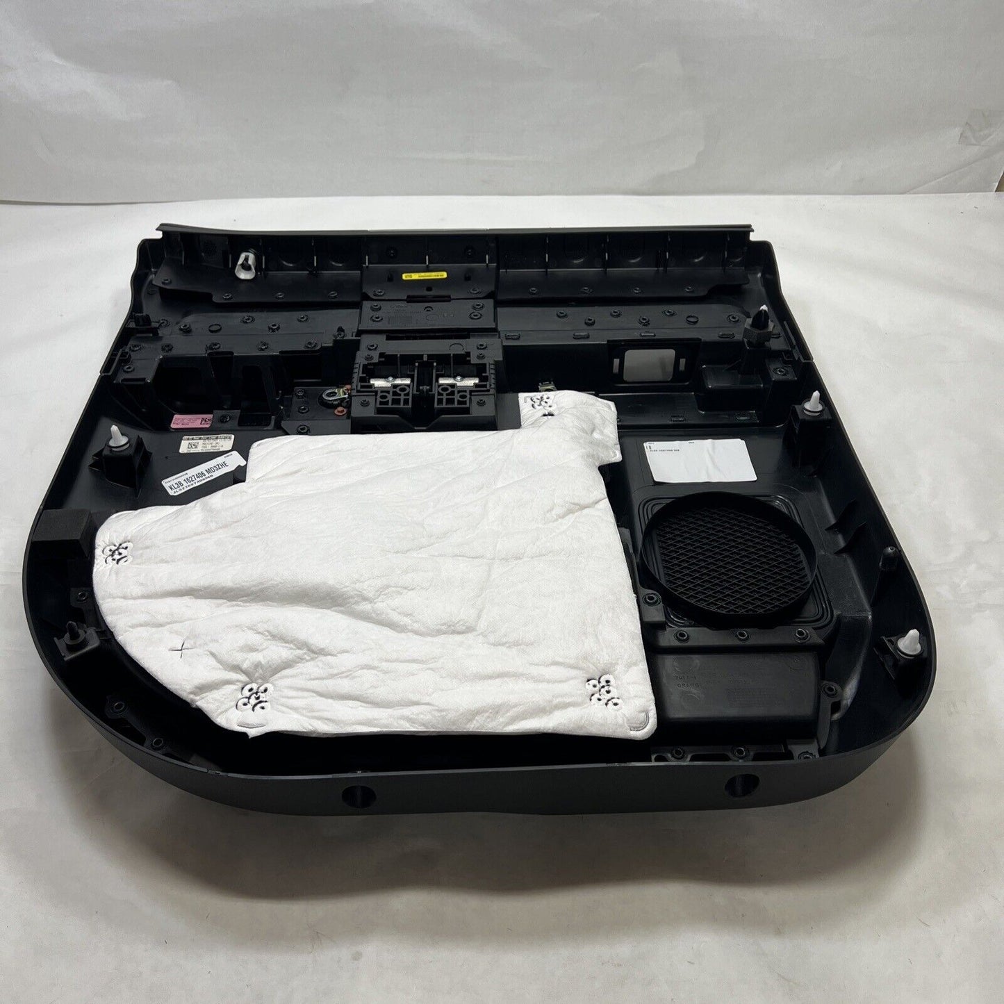 New OEM Genuine Ford Panel Assembly Door Trim jl3z1627406mb