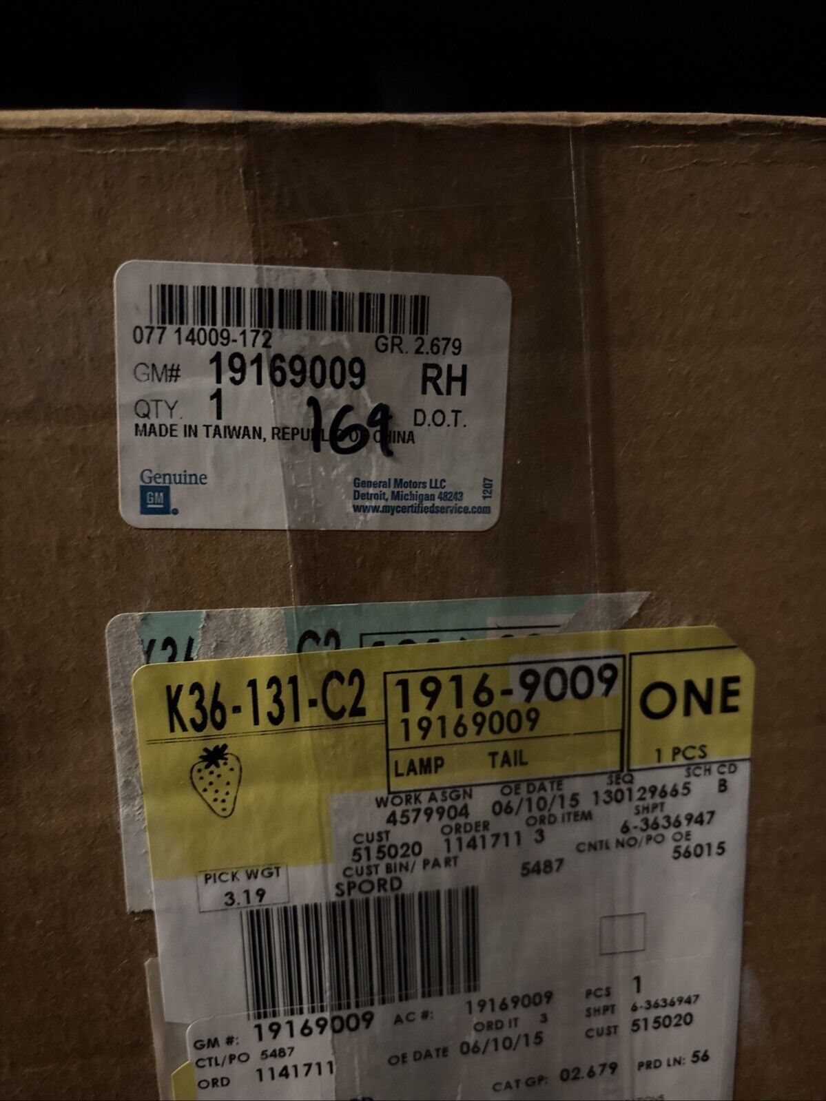 Genuine OEM GM Chevy Impala Tail Lamp Assembly 2000-2004 19169009