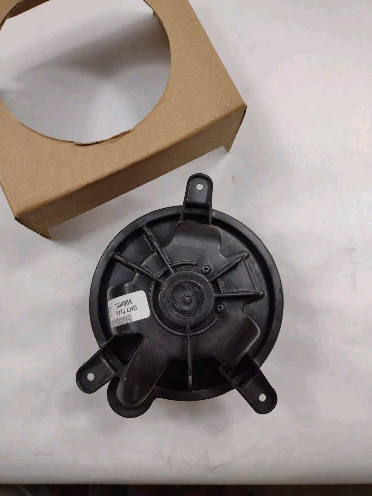 Genuine OEM Mopar Jeep Cherokee AC Heater Blower Motor 2001 4886150AA