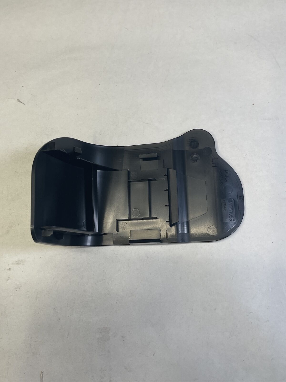 GM Chevrolet Corvette Driver Seat Belt Retractor Trim Cover 20-23 85165078