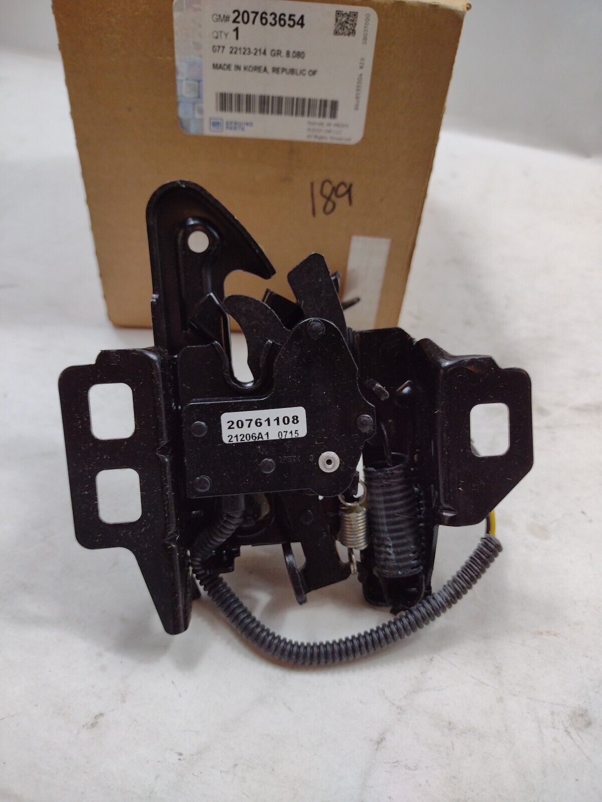 Genuine OEM GM Pontiac G6 Hood Latch Assembly 2005-2010 20763654