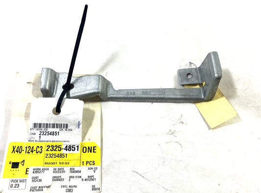 Genuine OEM GM Savana 1500 Rear Door Outside Handle Bracket 1996-2017 23254851