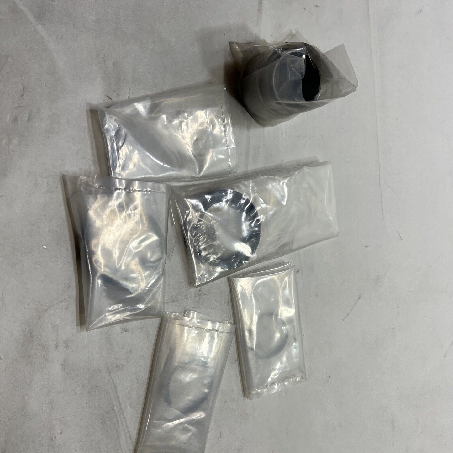 New Genuine OEM Ford 2019-2023 Transfer Case Input Shaft Seal K2GZ-7H469-D