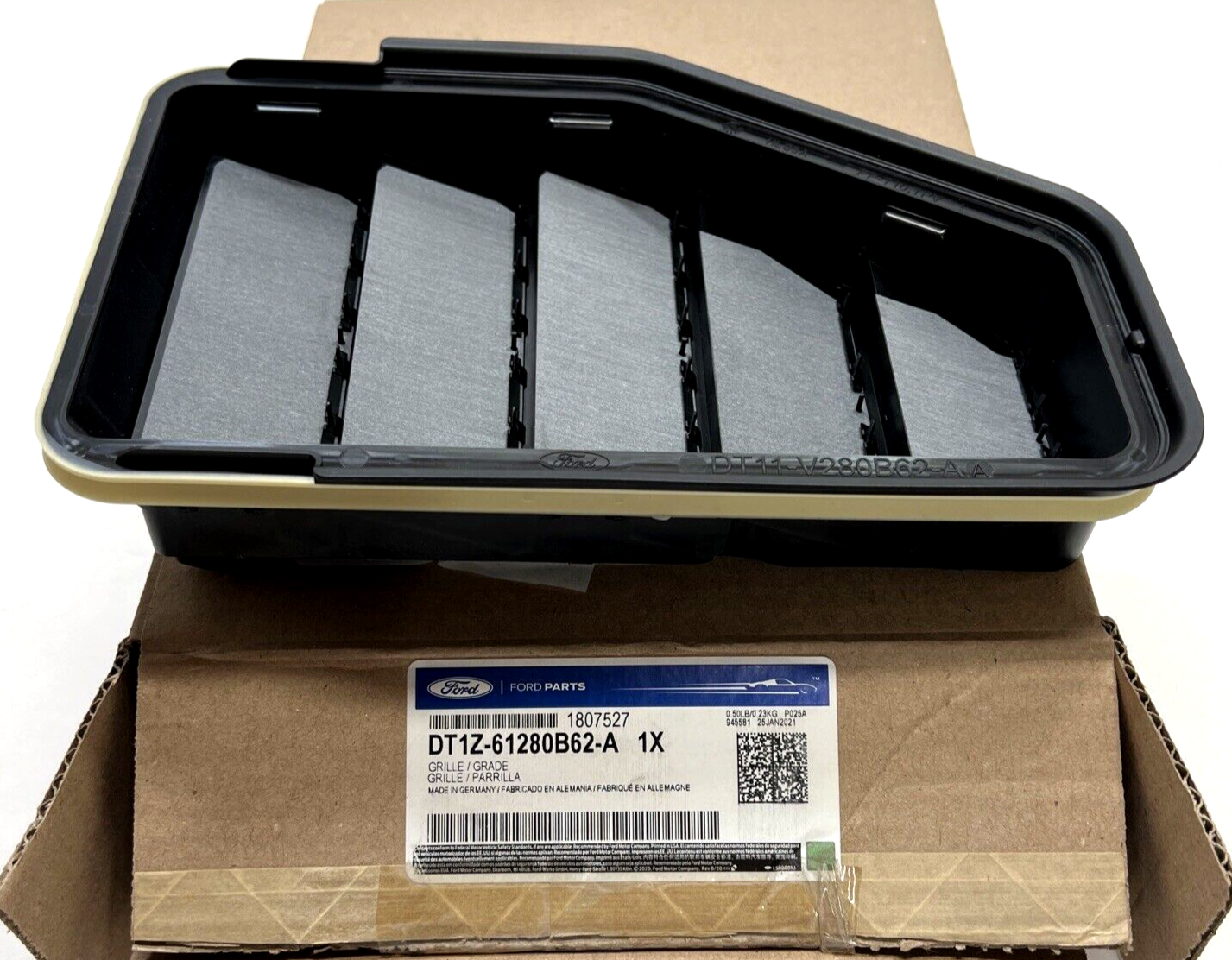 New OEM Ford Transit Connect Right Passenger Side Vent Grille DT1Z-61280B62-A