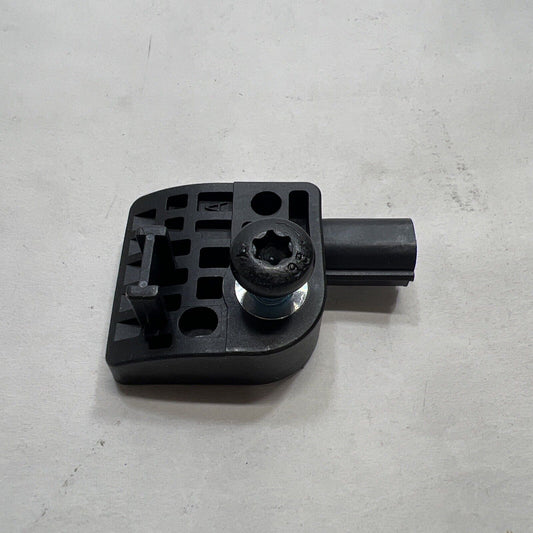 New Genuine OEM 13578678 Sensor Buick GMC Chevrolet GMC