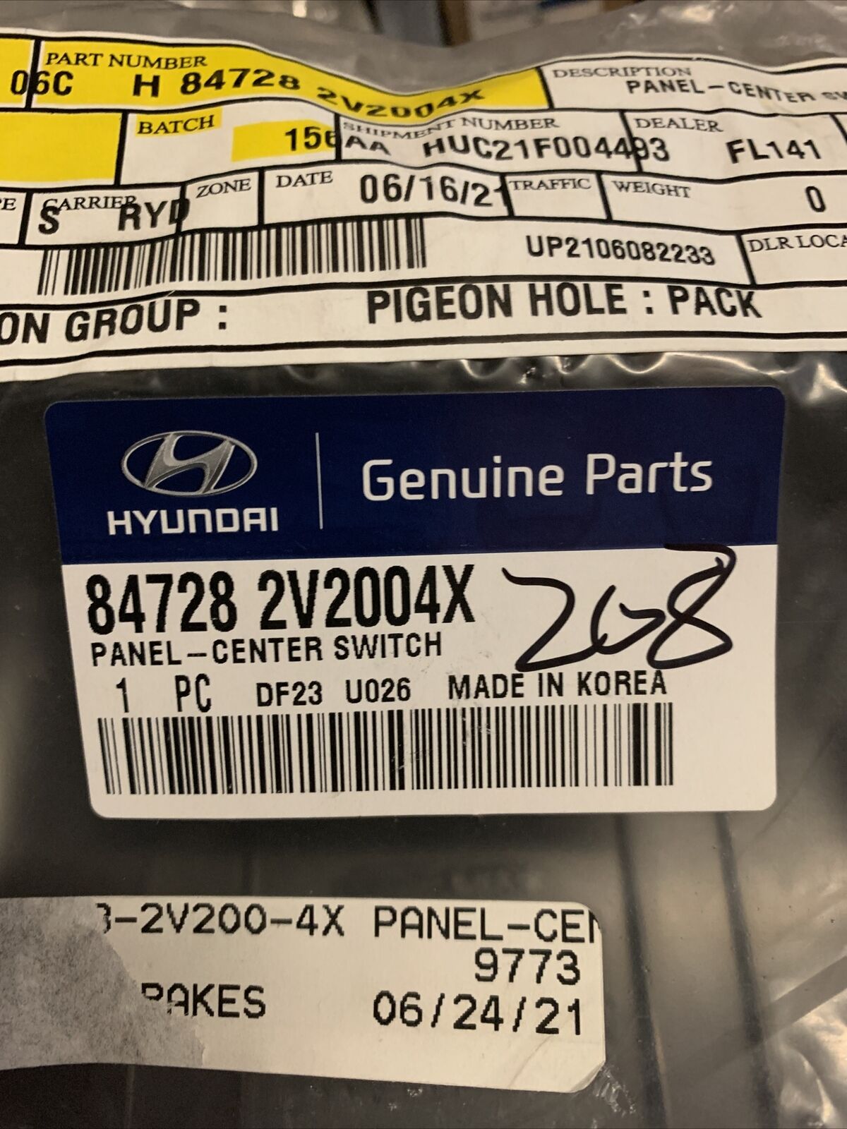 New OEM Hyundai Veloster 2015-2017 Dash Cluster Switch Panel 847282V2004X