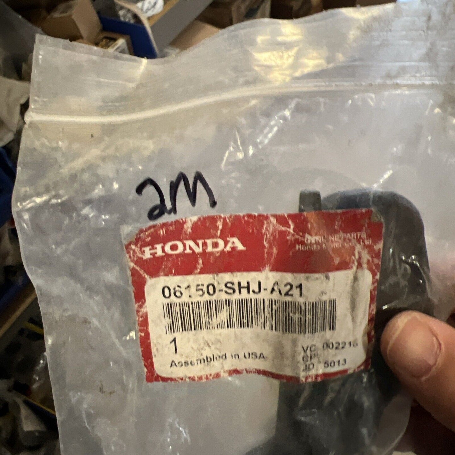 New OEM Genuine Honda Odyssey 2005-2010 Headlight Mounting Bracket 06150SHJA21