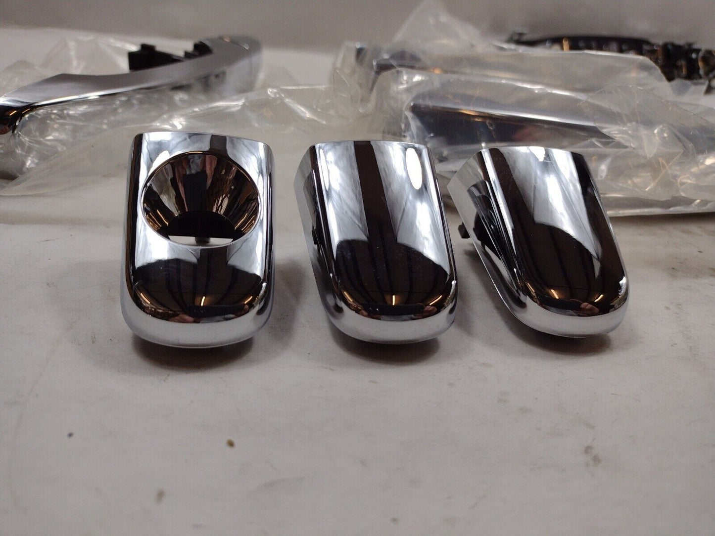 Genuine OEM GM Chevy Equinox Door Handles 2008-2017 19212052