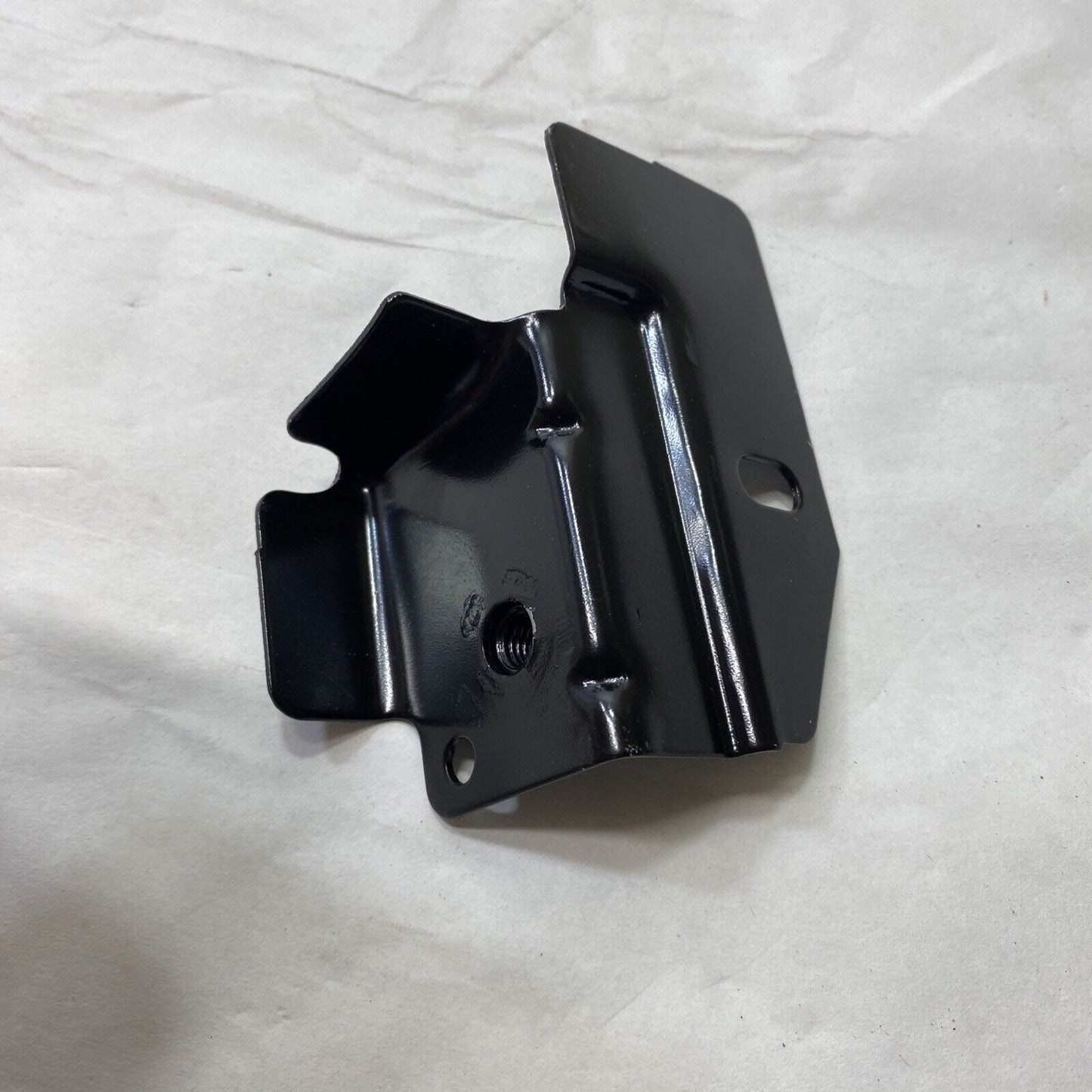 New OEM Genuine Mopar 300 2005-2023 Left Driver Side Mount Bracket 5065533AC
