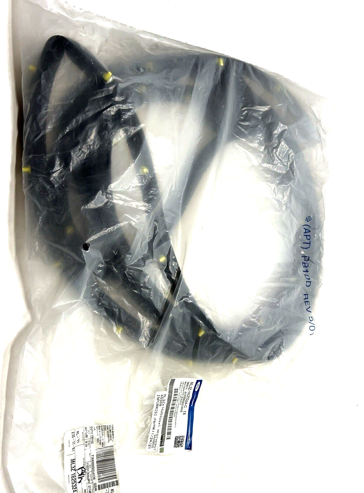 New OEM Genuine Ford F-150 2021-2023 Door Weather Strip ML3Z1625324C