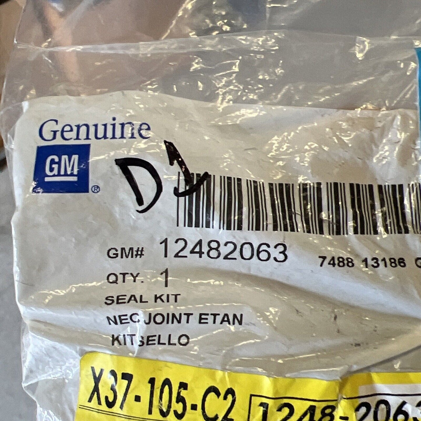 New OEM Genuine GM Chevrolet GMC 2001-2020 Engine Valve Stem Oil Seal 12482063