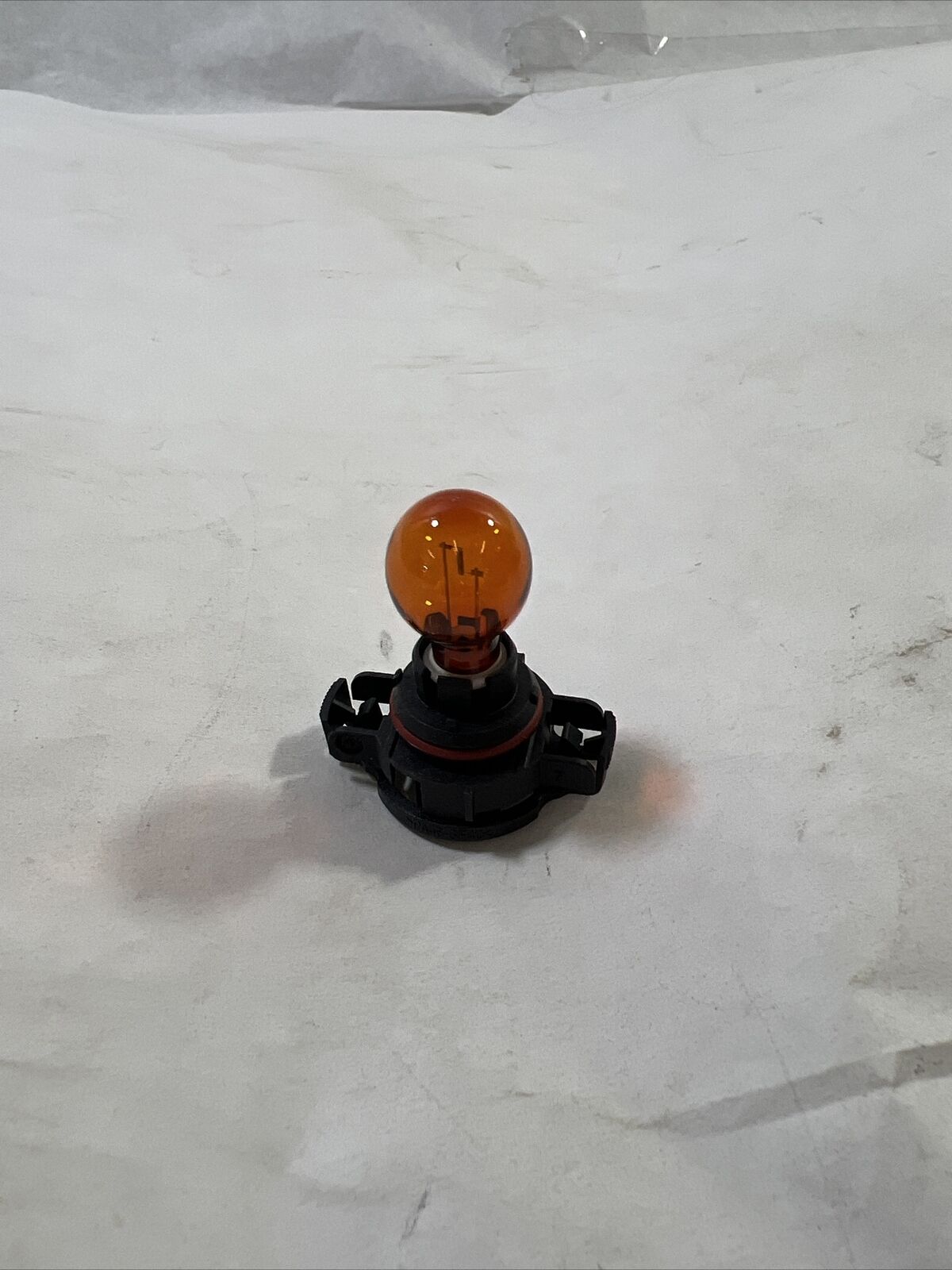 Genuine OEM GM Amber Headlight And Daytime Running Light Bulb 2007-2015 10351679