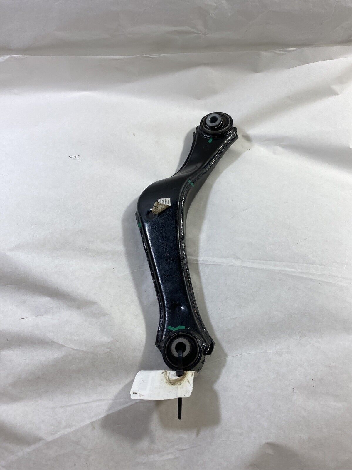 Genuine OEM GM Chevrolet Rear Right Passenger Side Upper Control Arm 20900532