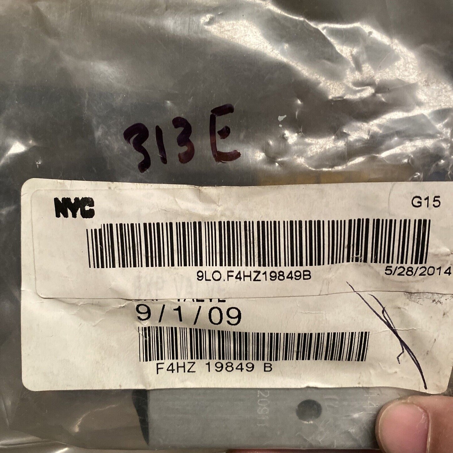 New Freightliner A/C Valve Expansion F4HZ-19849-B