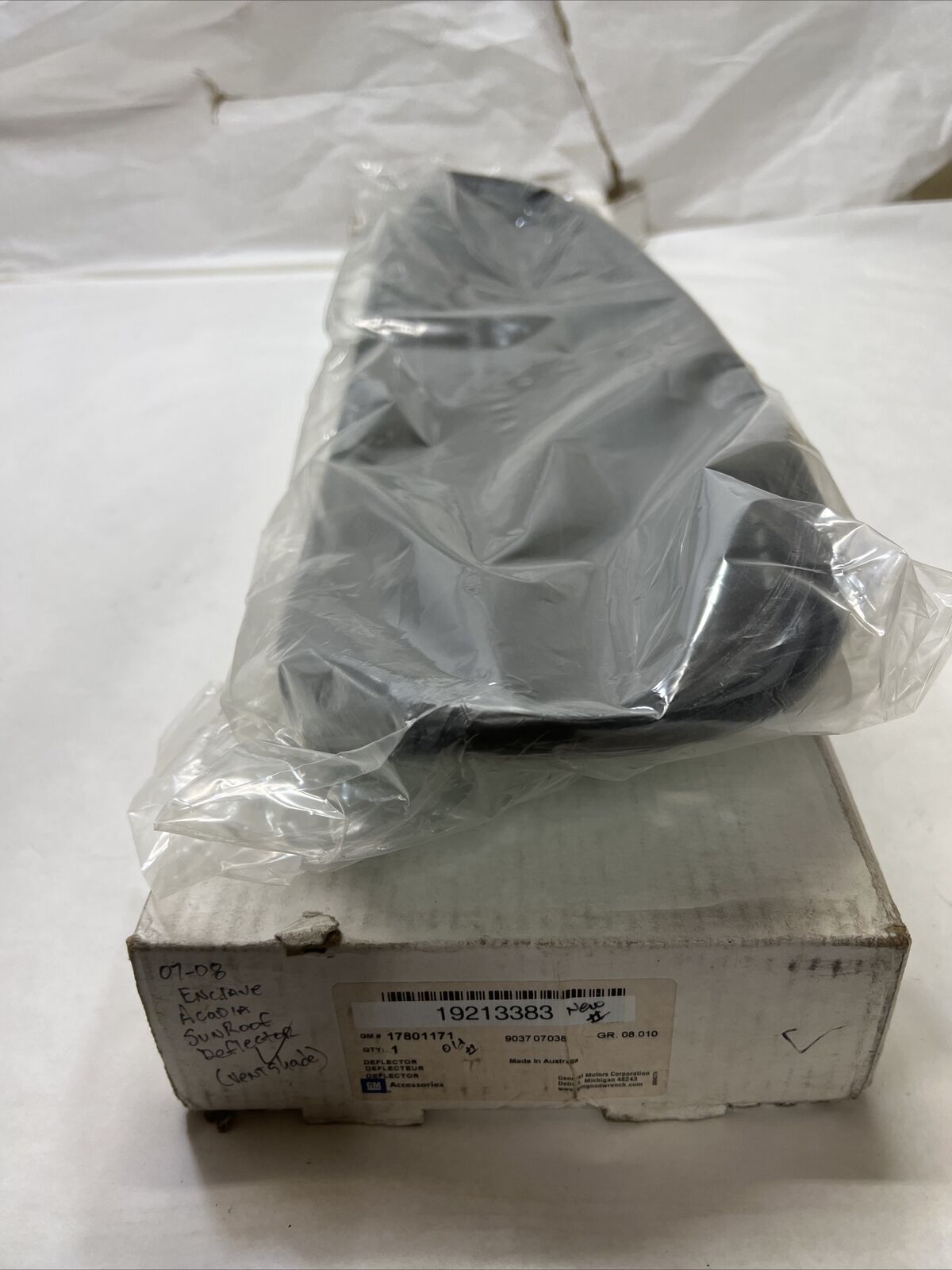 Genuine OEM GM Acadia Enclave Sunroof Air Deflector Shade Smoke 2007-08 19213383