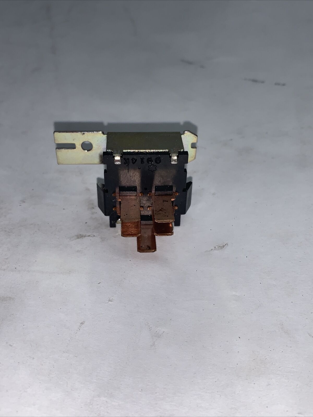 New OEM GM Blower Control Switch 16147657 ( DN4747 Bin DS41)