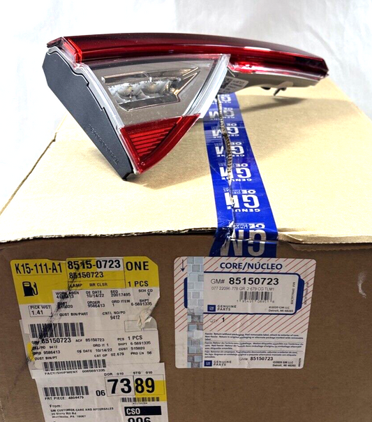Genuine OEM GM  Left Driver Side LED Tail Lamp 84888924
