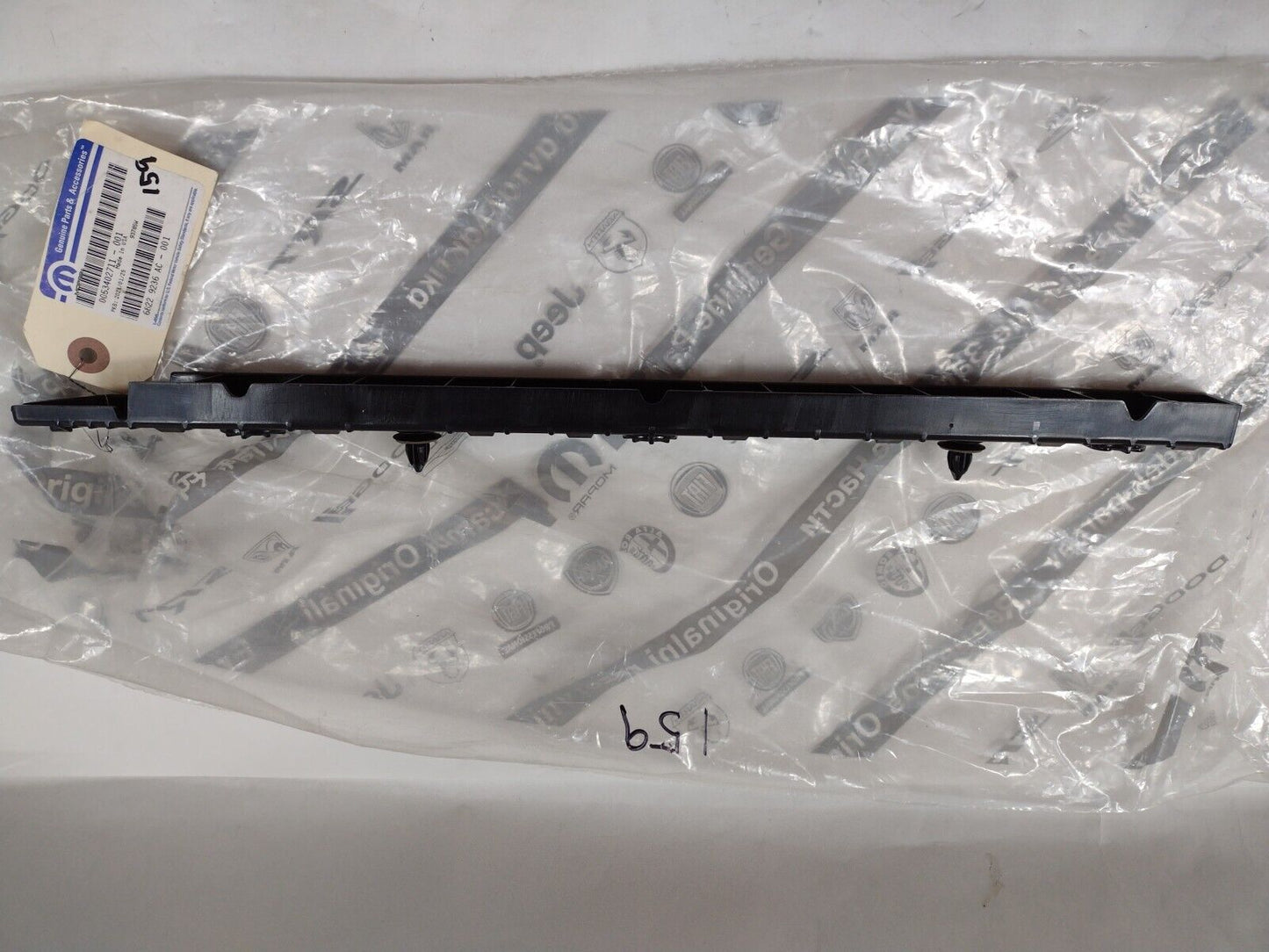 Mopar 17-24 Chrysler Pacifica Right Rear Fascia Support Bracket 68229236AC