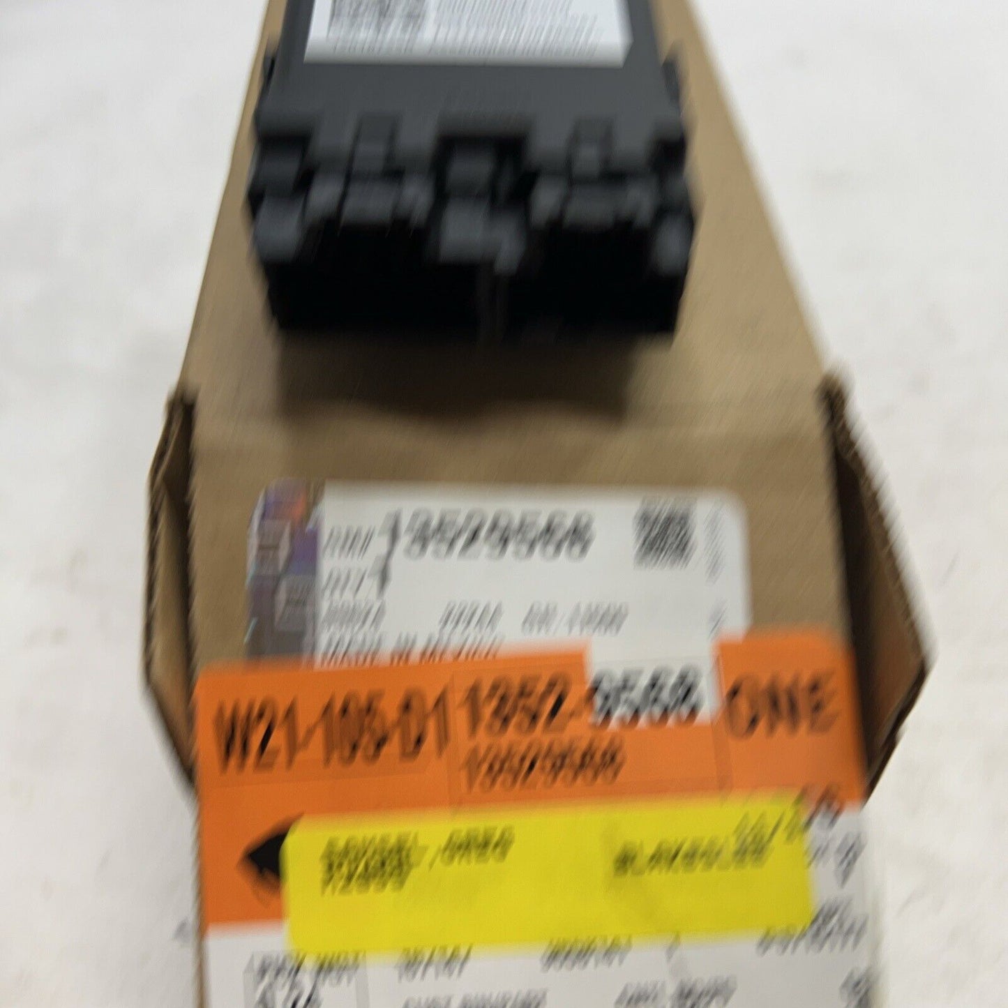Genuine OEM GM Heated Computer Control Module 13535983