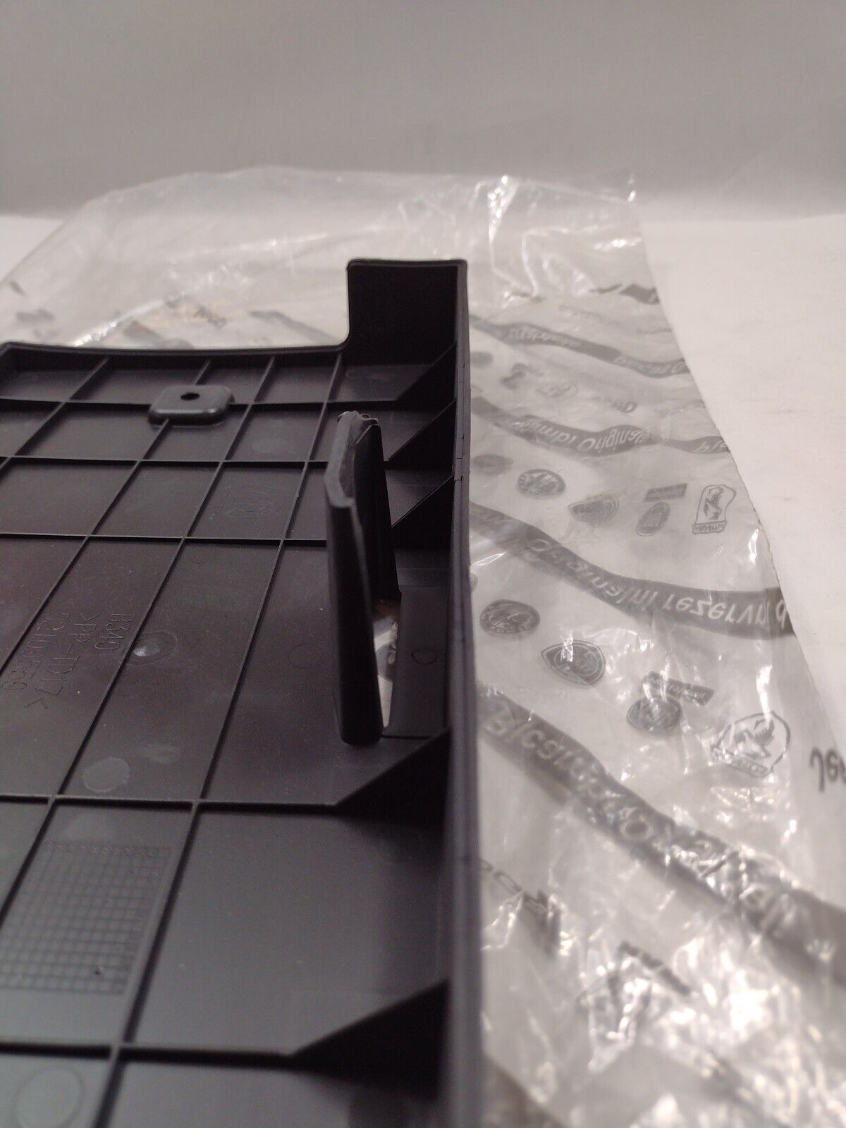 Genuine OEM Mopar Fiat 500X License Plate Bracket 2019-2020 68440122AA