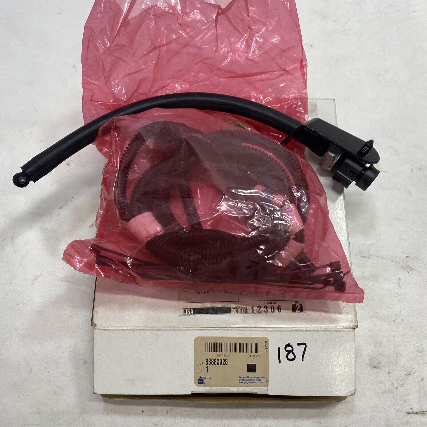 New OEM Genuine GM Front Brake Vacuum Switch Wiring Kit 88880028 Repair