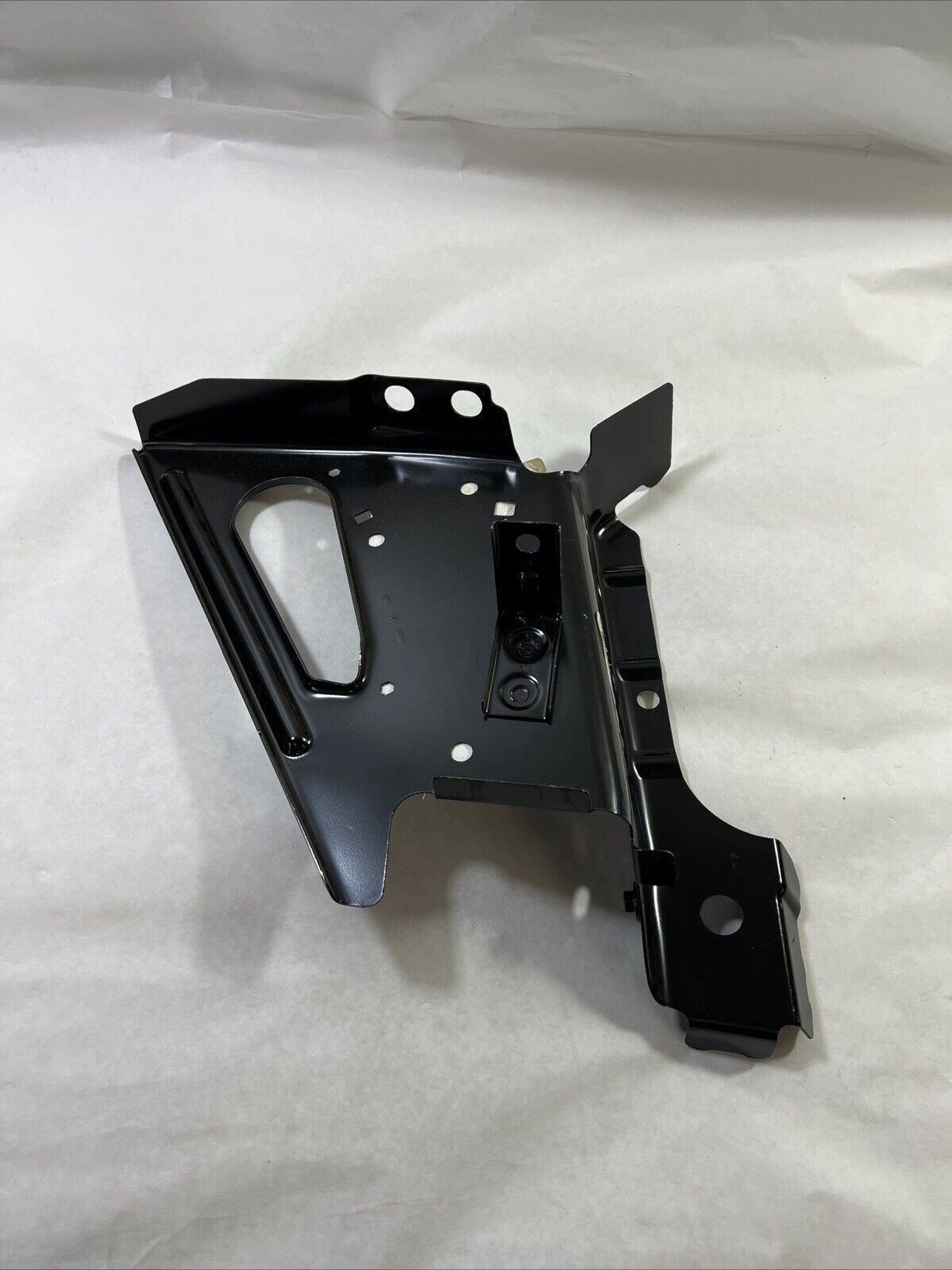 Genuine OEM GM Chevy Cruze Driver Side Headlamp Mount Panel 2011-2016 95232555