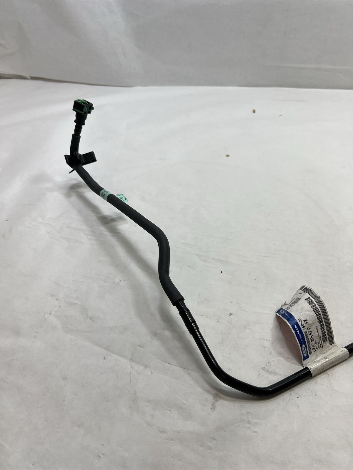 New OEM Genuine Ford Transit-150 2015-2019 Vent Tube Assembly CK4Z9D667F