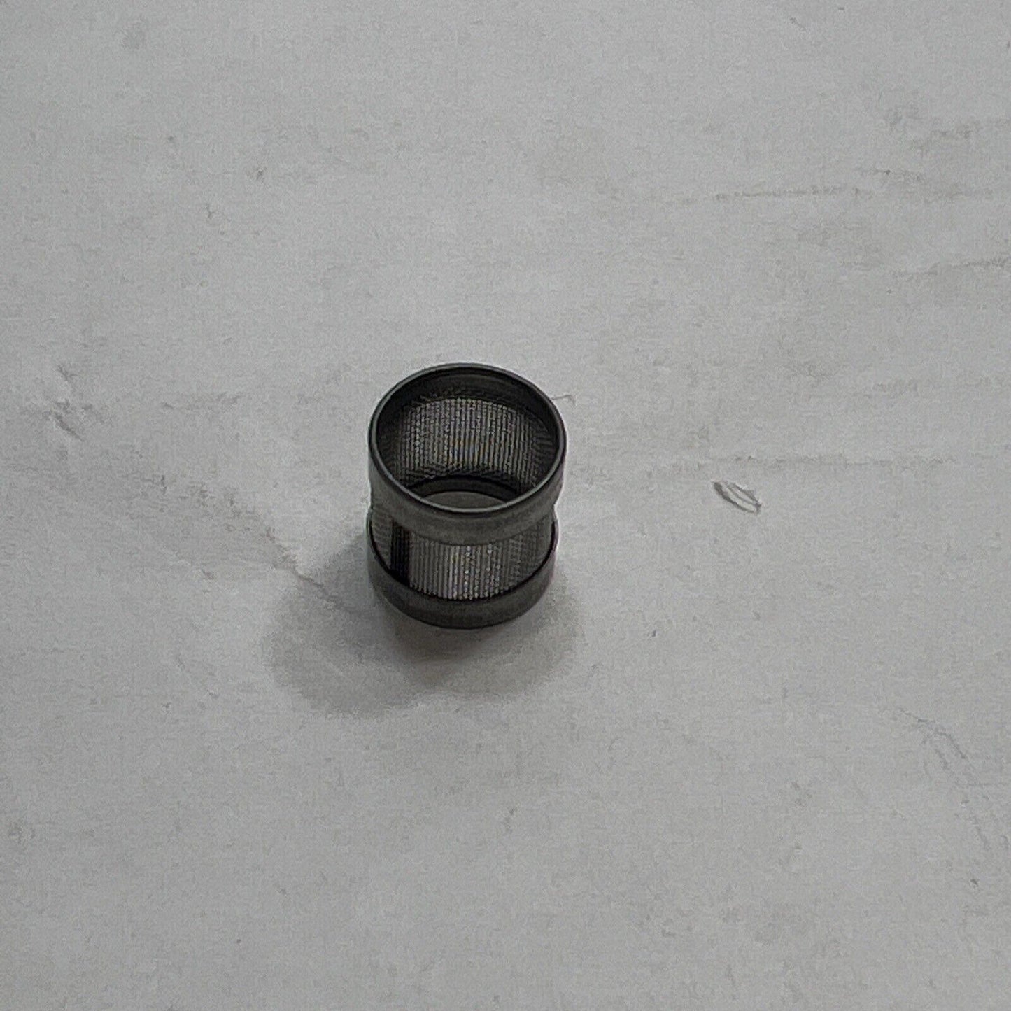 New OEM Genuine Ford Filter Assembly aa5z6c683a