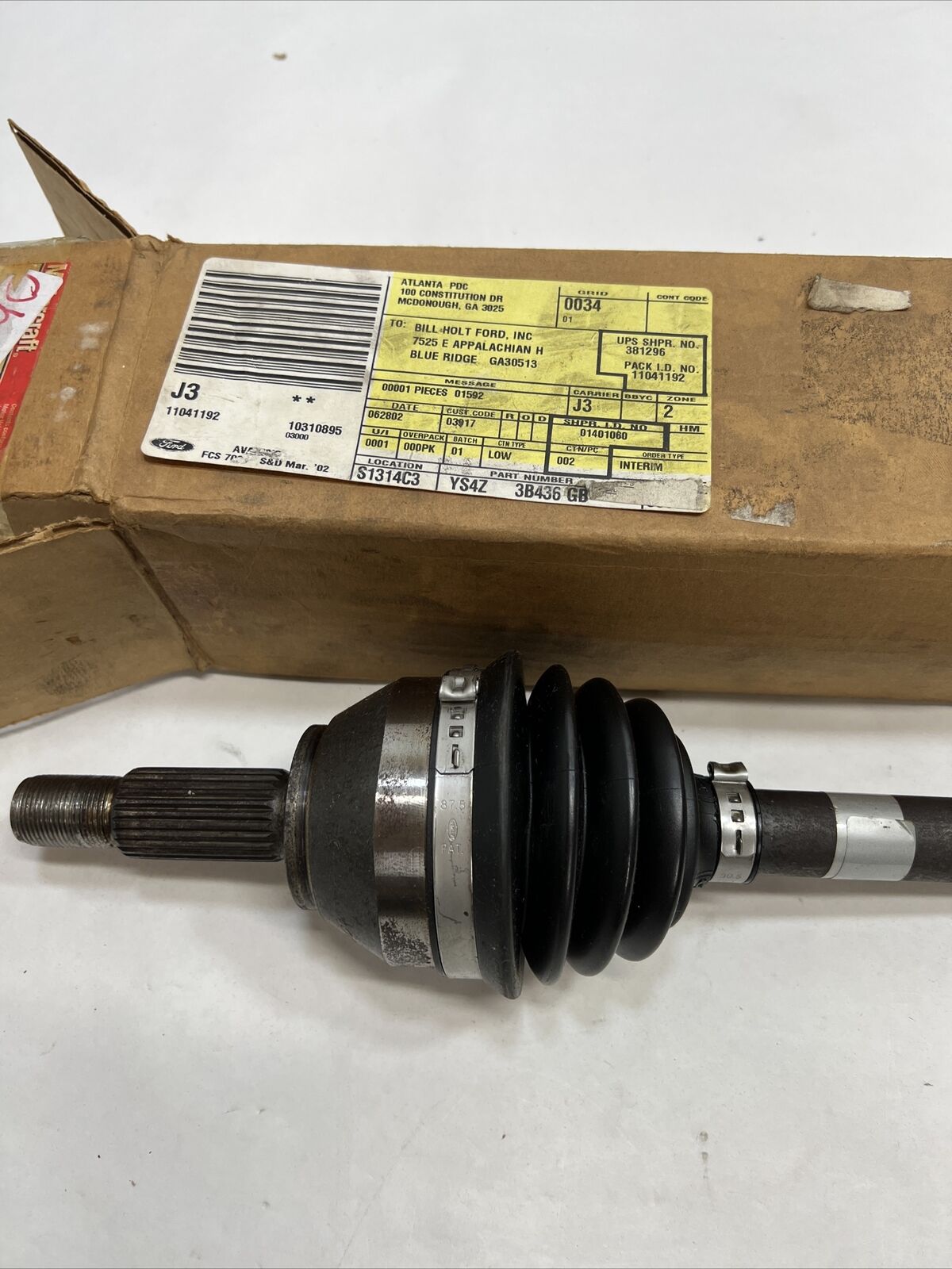 New OEM Genuine Ford Focus 2000-2003 Right Outer Joint AXLE YS4Z-3B436-GB