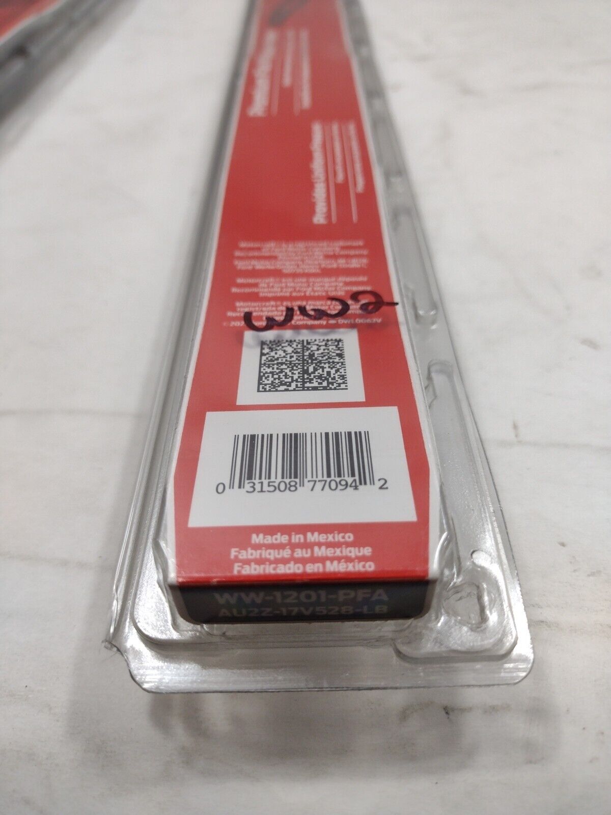 NEW Genuine OEM Ford Windshield Wiper Blade-Premium Flat Motorcraft WW1201PFA