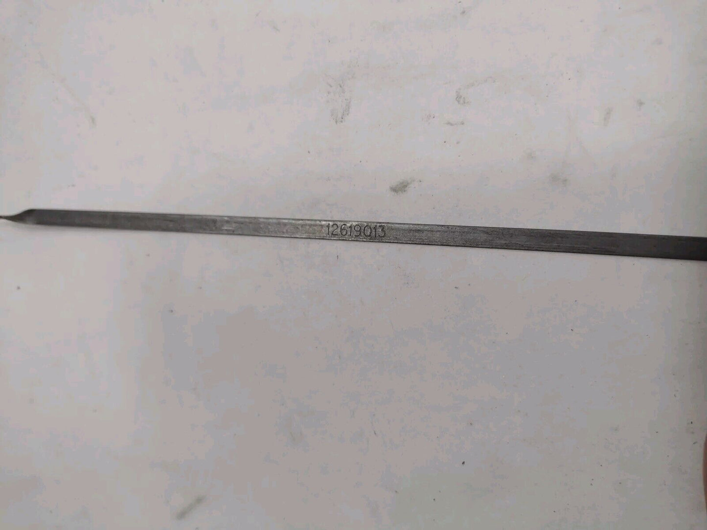 NEW OEM GM Engine Oil Level Dipstick 12619013 Silverado Sierra 1500 4.3L 07-13