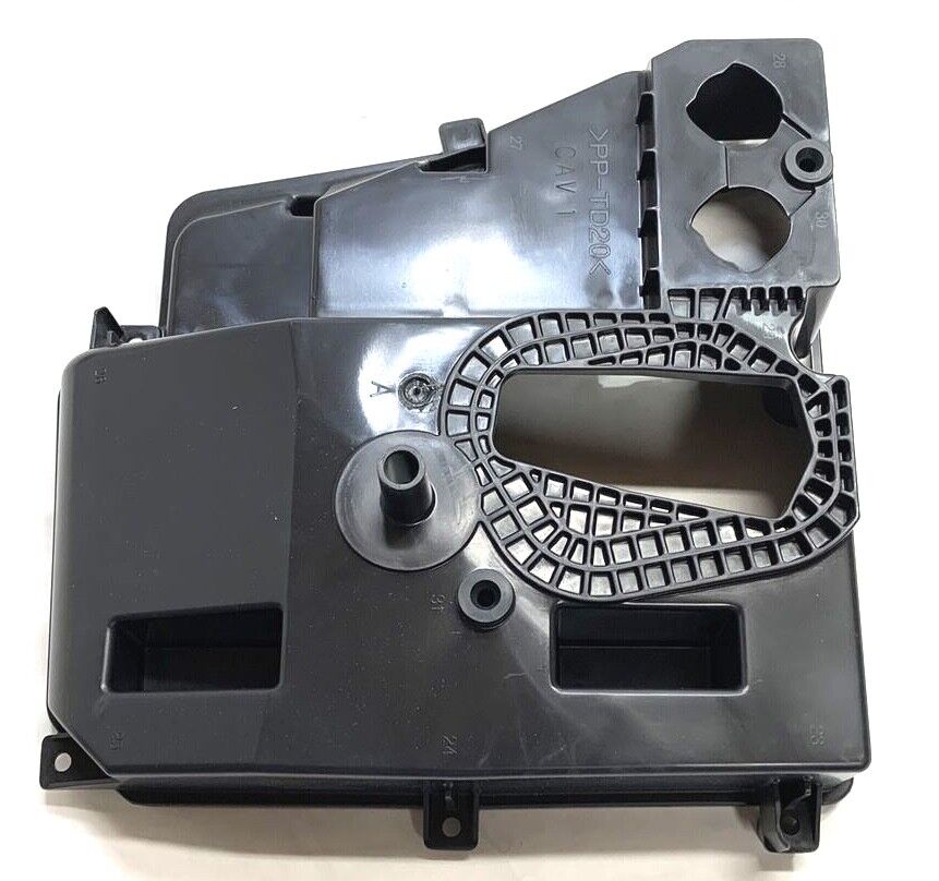 New OEM GM Cadillac Escalade ESV 07-20  Auxiliary HVAC Heater Cover 15225890