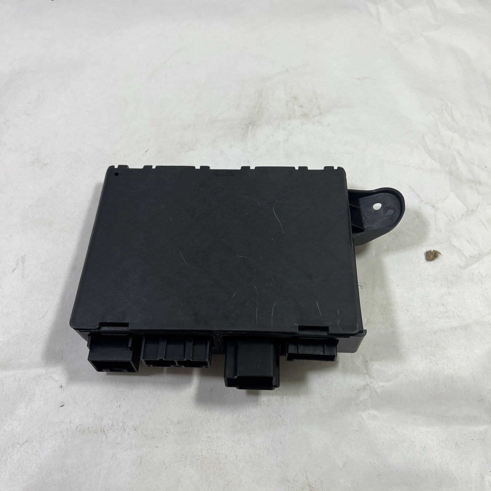 47296307