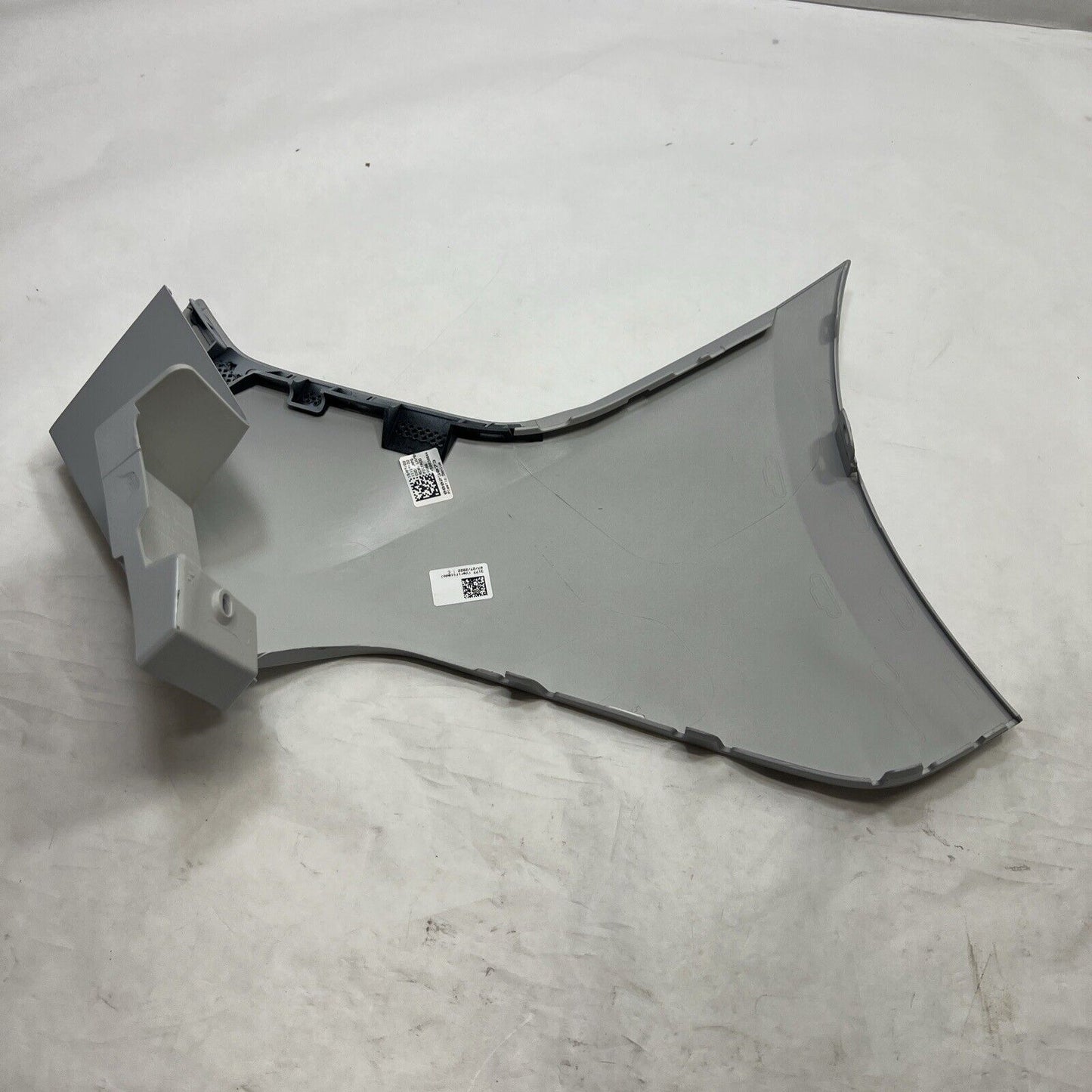 New OEM Genuine Ford Left Driver Bumper End Side Cap Cover DT1Z17F774BE