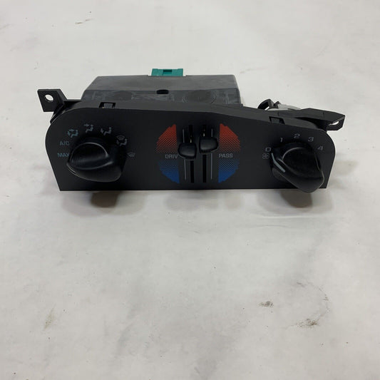New OEM GM 1995-99 Chevy Monte Carlo AC HVAC Climate Temp Control Unit 16189541