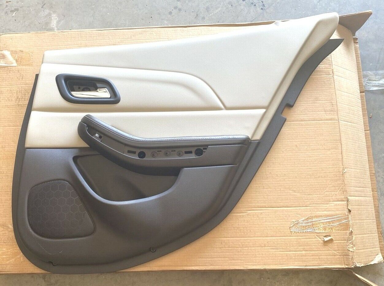 New OEM Chevy Malibu Door Trim Panel Rear Passenger Side 2013-2015 23171626