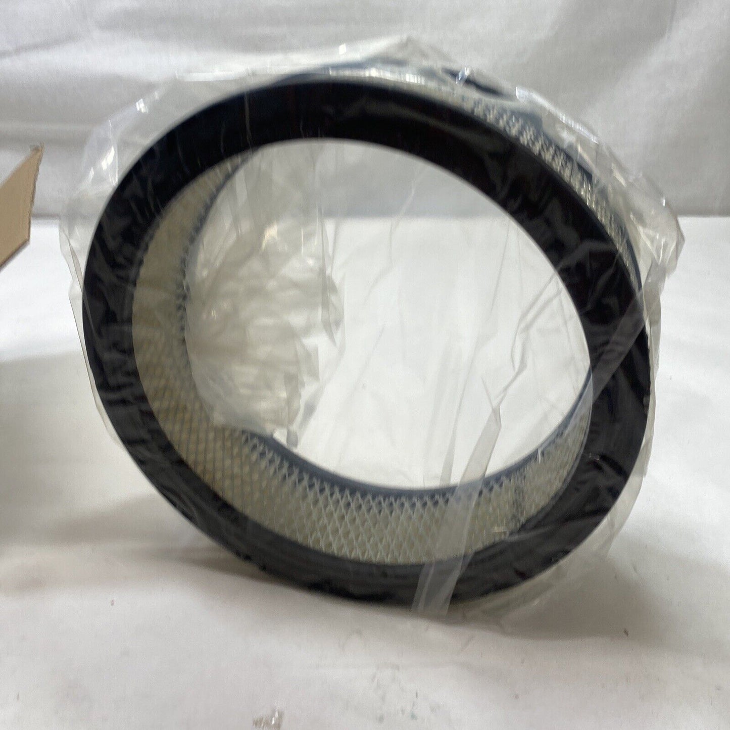 New Donaldson P524355 Air Filter