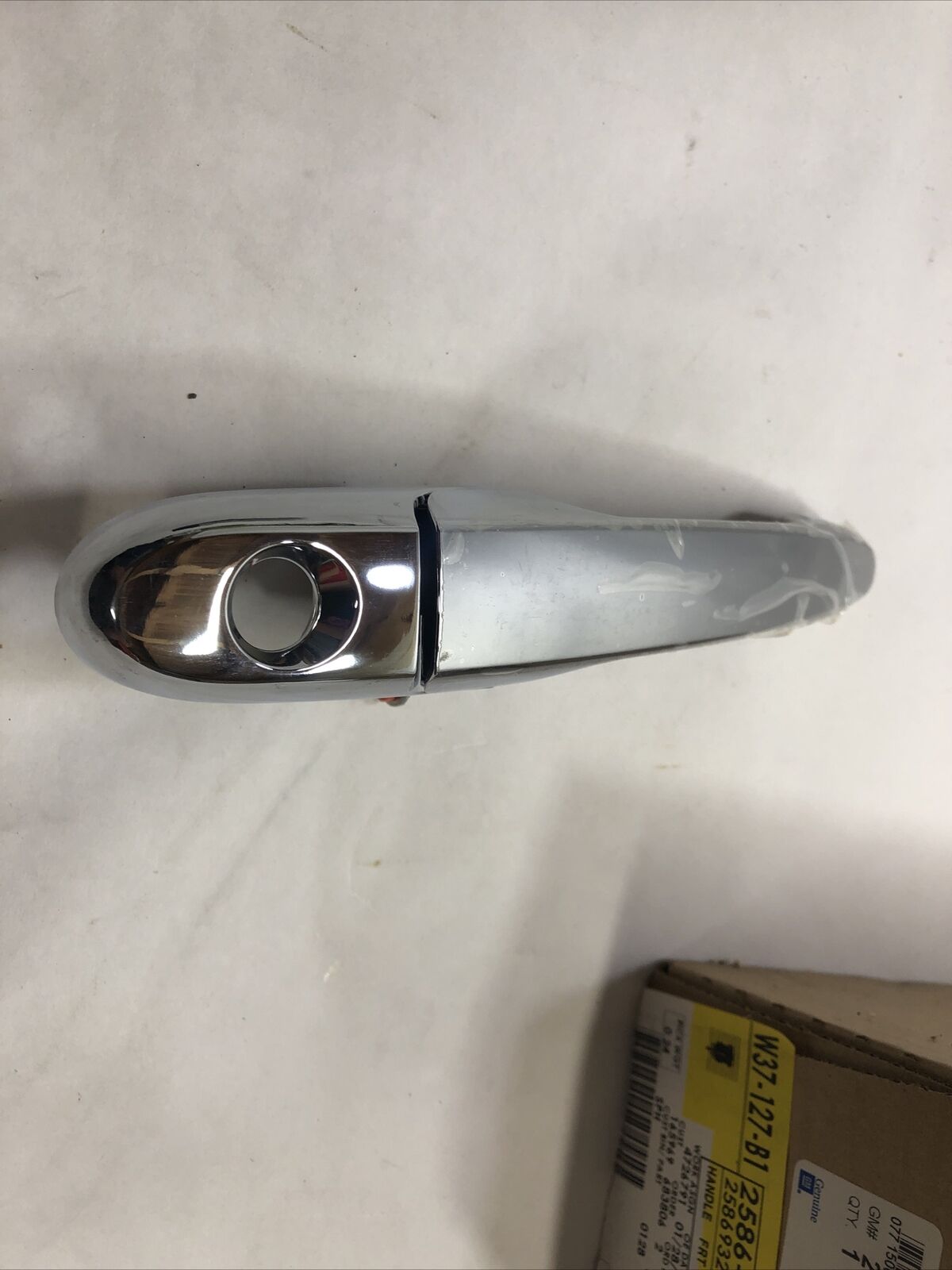 New OEM Genuine GM Chevrolet Cobalt 2005-10 Front Exterior Door Handle 25869324