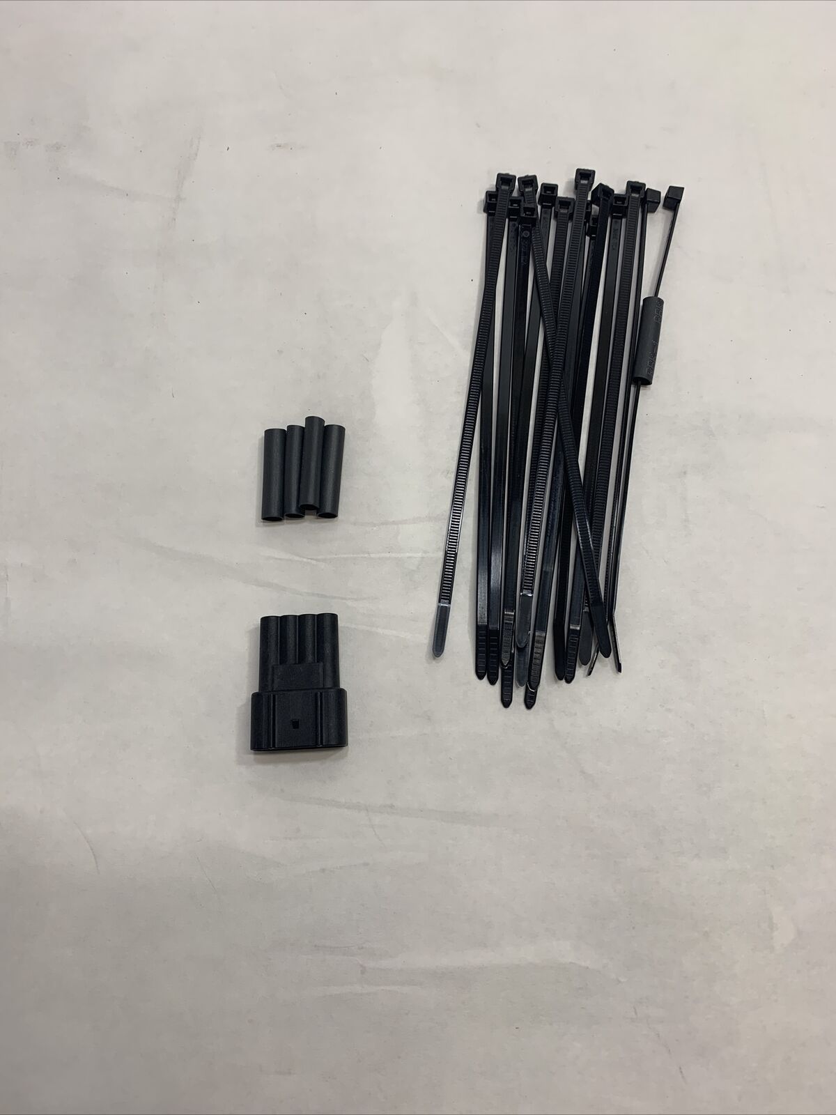 New OEM Ford Fiesta 1.6L Engine Wire Assembly C1BZ-14A411-L