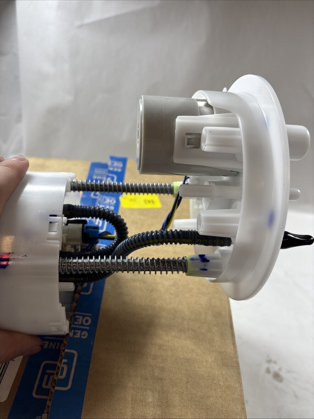 Genuine OEM GM Fuel Pump Module 13591634