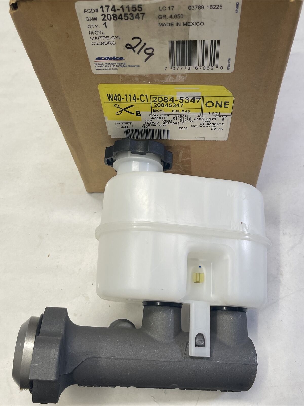 New OEM GM Brake Master Cylinder w/Sensor Silverado 1500 08-13 ACDelco 1741155