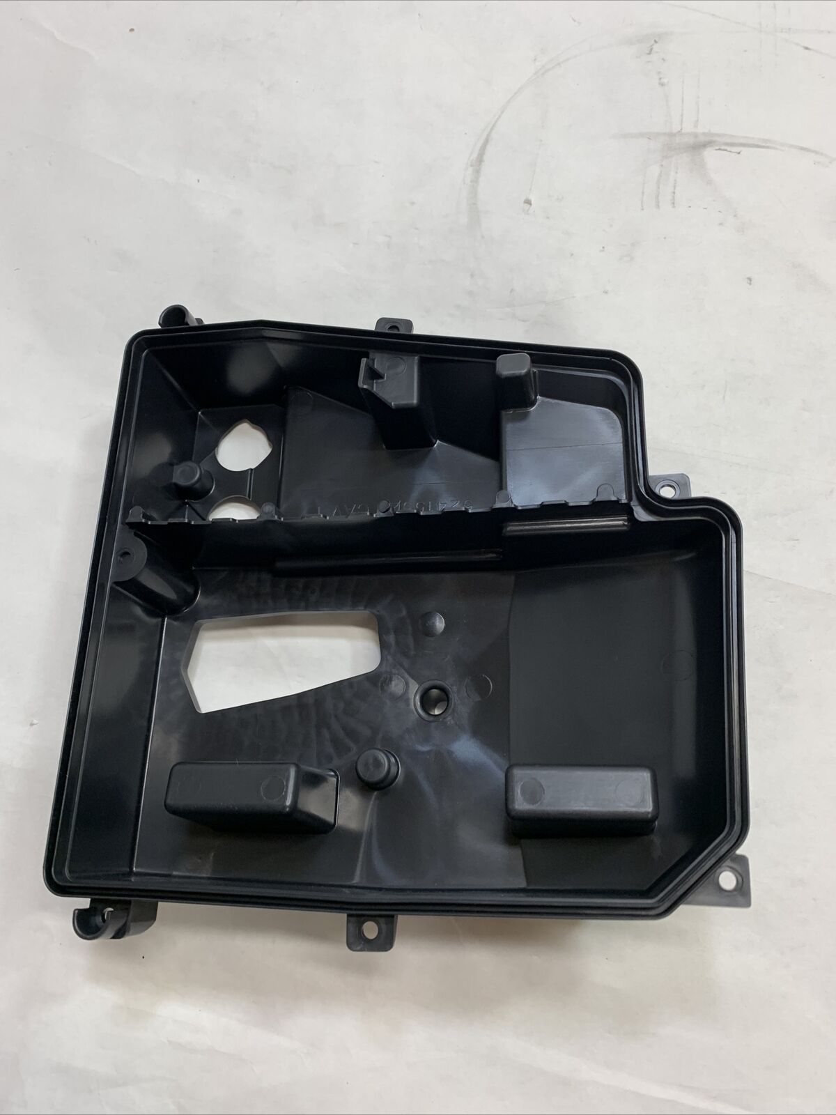 New OEM GM Cadillac Escalade ESV 07-20  Auxiliary HVAC Heater Cover 15225890